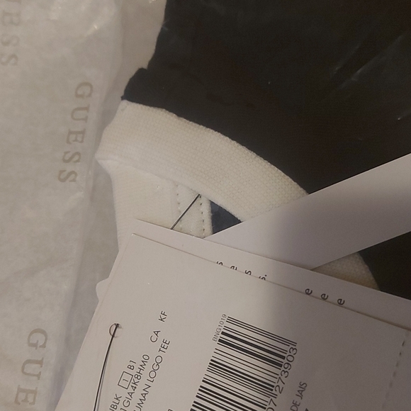 COPY - Boys Guess rib neck tshirt - Picture 5 of 5